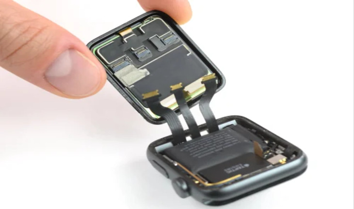 Service Provider of iWatch Charging Port Repair in New Delhi, Delhi, India.