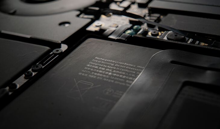 Service Provider of MacBook Battery Replacement in New Delhi, Delhi, India.